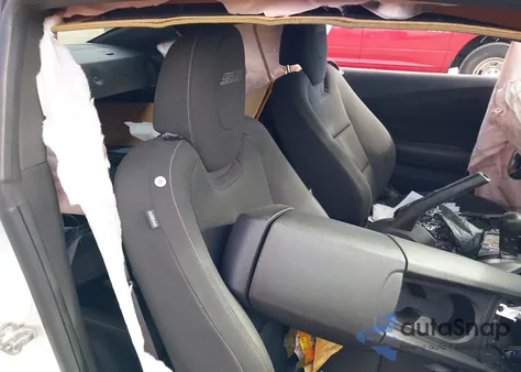 2015 Chevrolet Camaro 1Ss z USA, uszkodzony, nr VIN 2G1FH1EJ6F9275860